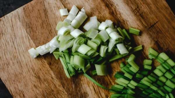 Spring Onion Benefits: Here Are The Reasons To Include It In Your Diet