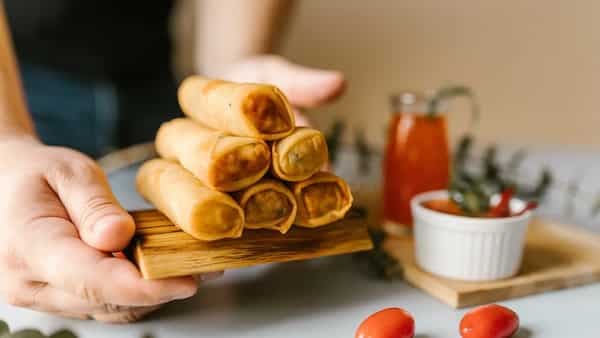 How To Make Street-Style Egg Rolls? 3 Kitchen Hacks You Must Try