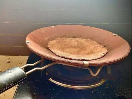 How To Make Chapati On Earthen Griddle: 4 Things To Keep In Mind