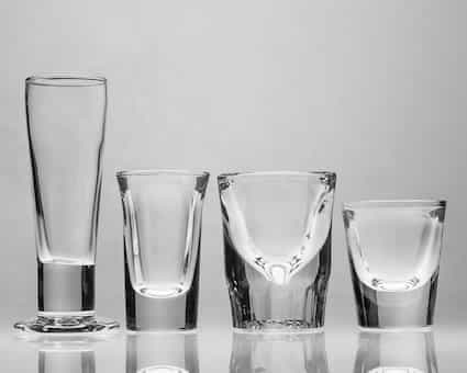 Complete Guide To Use 6 Types Of Glassware