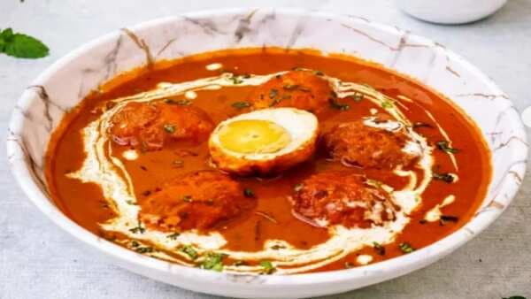 Tangy Twist: This Tangy Goan Egg Curry Screams Decadence
