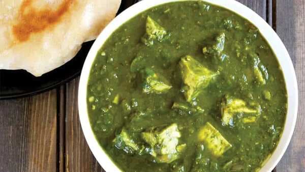 How To Make Restaurant-Style Palak Paneer; Easy Tips And Tricks