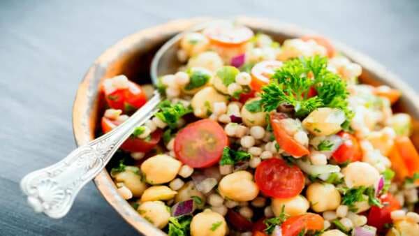 Chickpea Salad: A Nutrient Powerhouse Salad 