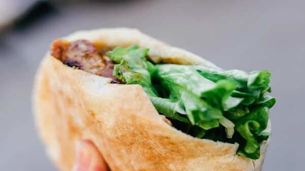 Chicken Mayo Sandwich: Treat Yourself  To This Yummy Breakfast