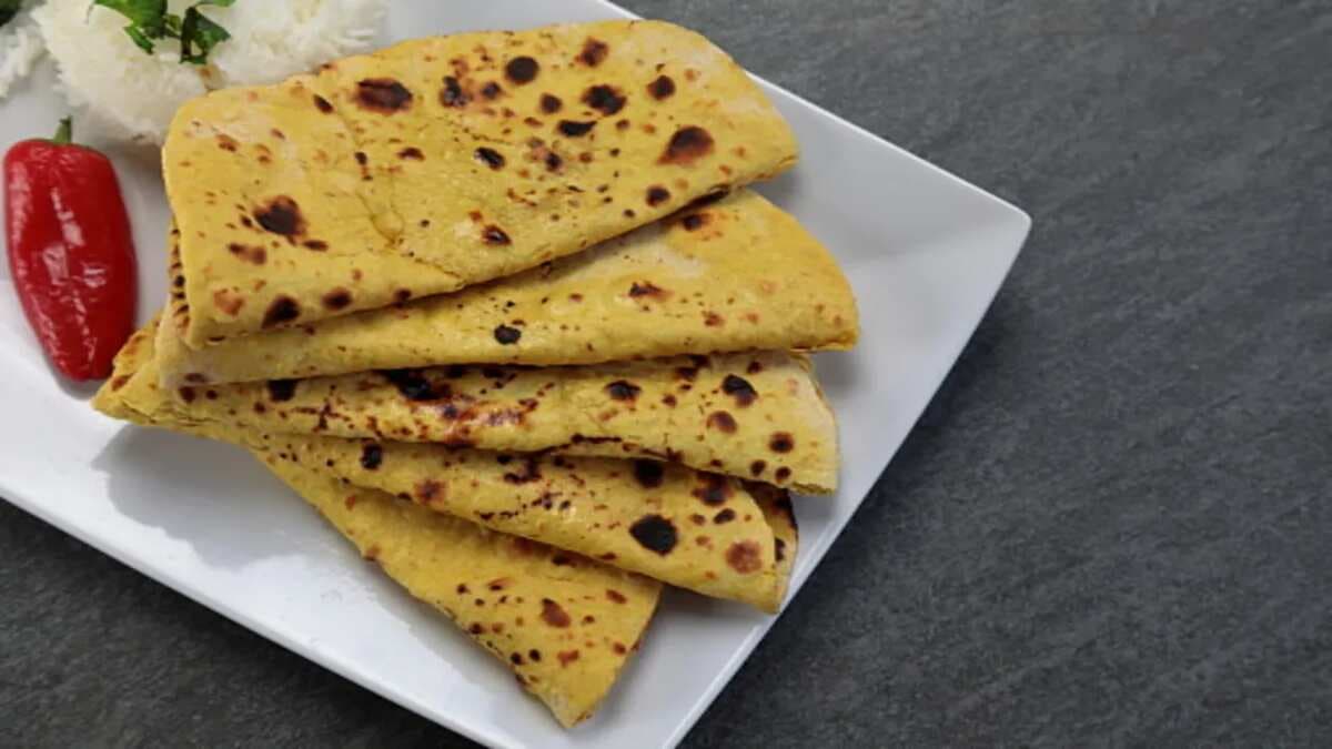 Don't Toss Away That Extra Khichdi! Try This Delicious Masala Khichdi Paratha