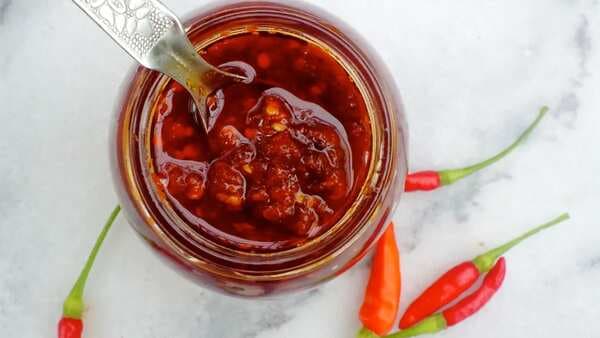 Chilli Oil In The House: 5 Tips And Tricks To Make It Aromatic 
