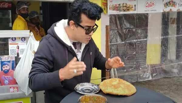 Viral: Eating This Jumbo Chole Bhature Will Make You Win Rs 11,000