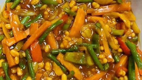  Green Beans Curry: Crunchy Beans In A Spicy Gravy 