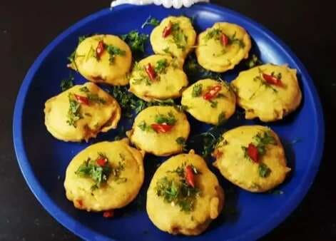 Tomato fritters (tomato na bhajiya)