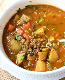 One Pot Lentil Soup
(Vegan lentil soup)