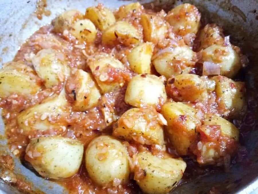 Saucy spicy potato