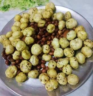 Peanut makhana masala