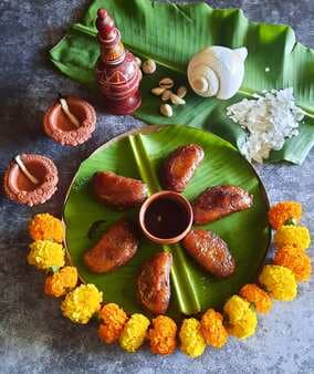 Chirer Bhaja  Misti puli ( Flattened Rice Dumplings For Sankranti)