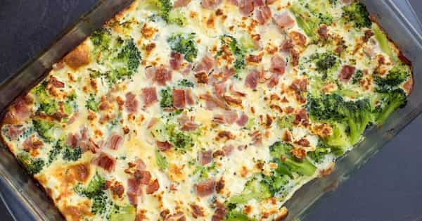 Broccoli and Ham Breakfast Casserole