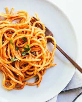 Vegan Spaghetti With Marinara Sauce