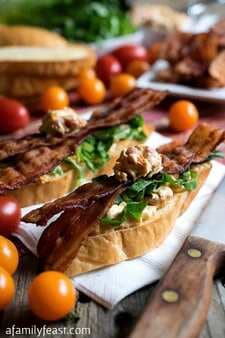 BLT Crostini With Boursin Cheese