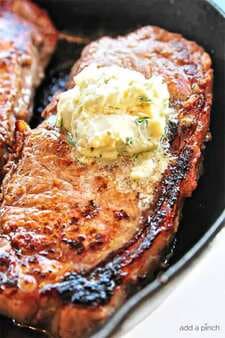Skillet Steaks With Gorgonzola Herbed Butter 