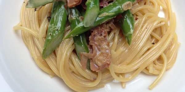 Creamy Pasta With Asparagus And Prosciutto