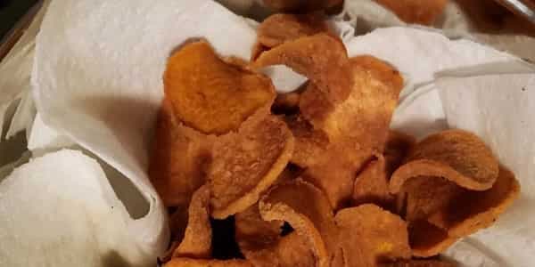 Fried Cinnamon Sweet Potato Chips