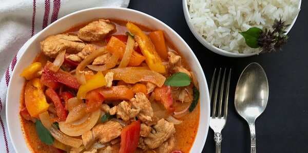 Instant Pot® Red Thai Curry Chicken