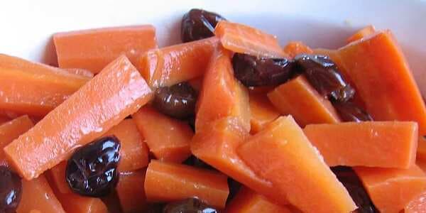 Carrots With Dried Cherries