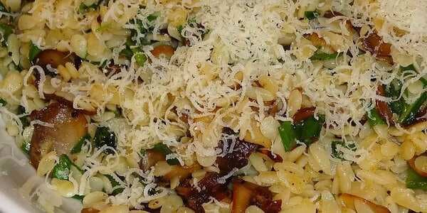 Orzo With Caramelized Mushrooms And Wilted Spinach