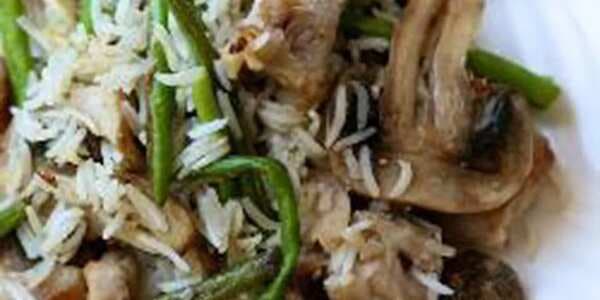 Quick Rice With Green Beans, Chicken, And Mushrooms