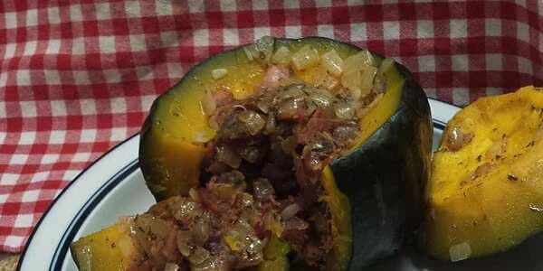 Squash Stuffed With Dates And Onion