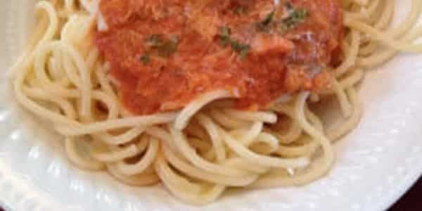 Creamy Tomato-Smoked Salmon Pasta
