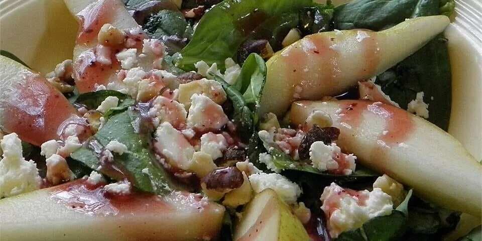 Spinach, Pear And Feta Salad
