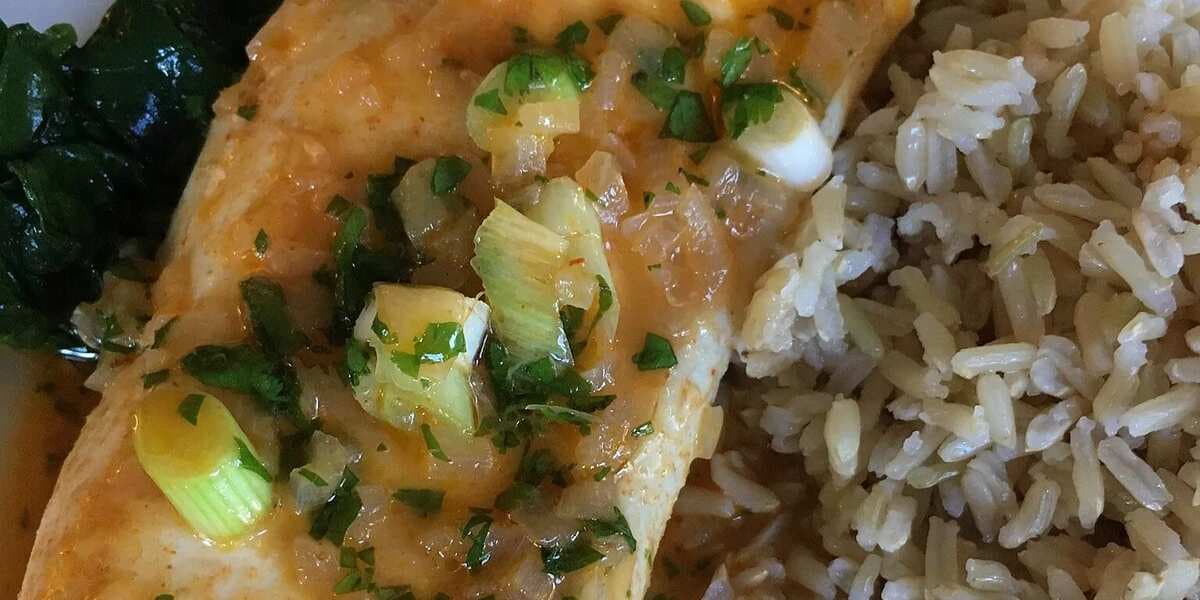 Fish Filet In Thai Coconut Curry Sauce