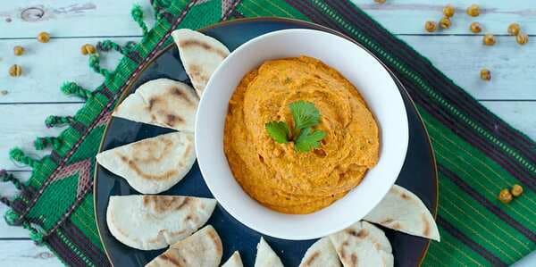 Spicy Roasted Red Pepper And Feta Hummus