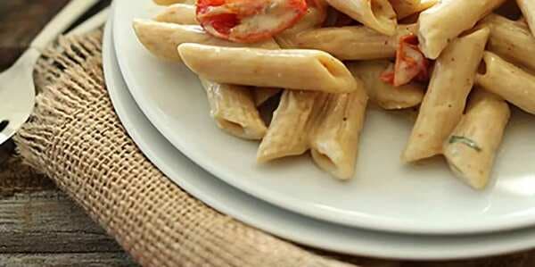 Creamy Vegan Garlic Pasta With Roasted Tomatoes