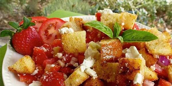 Italian Bread Salad With Strawberries And Tomatoes