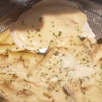 Salmon With White Wine Sauce And Fettuccini