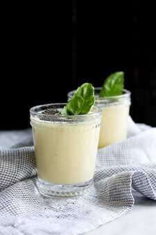 Pineapple Ginger Tummy Soothing Smoothie