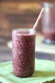 Coconut Water Mixed Berry Spinach Smoothie
