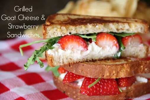 Grilled Strawberry and Goat Cheese Sandwich