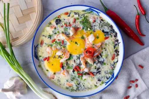 Steamed Eggs With Prawns