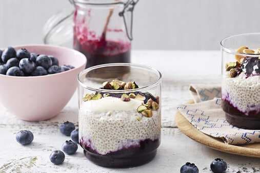 Blueberry And Chia Breakfast Pudding