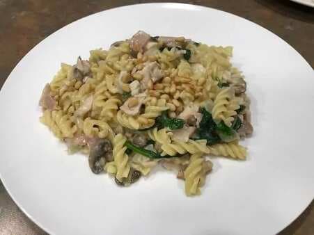 Pasta With Chicken And Spinach
