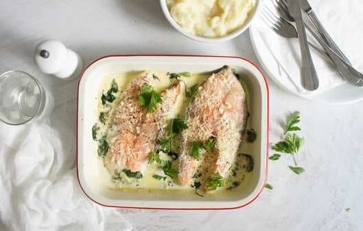 Spinach And Parmesan Baked Salmon