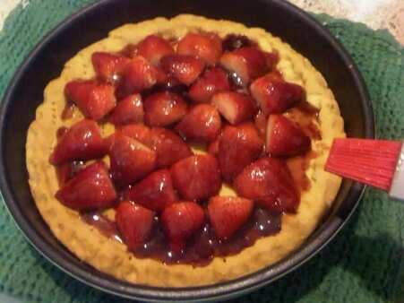 Almond Shortbread With Strawberries