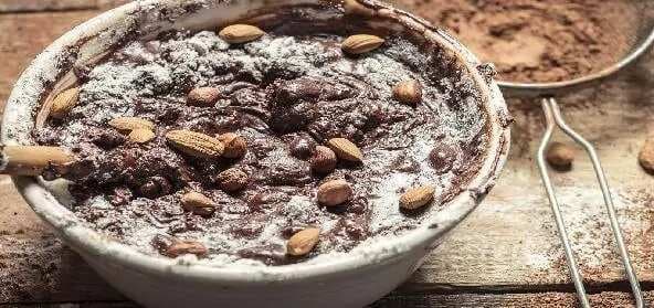 Almond Frosted Chocolate Pudding