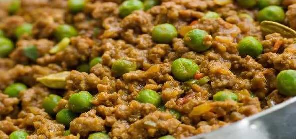 Chicken-Peas Curry