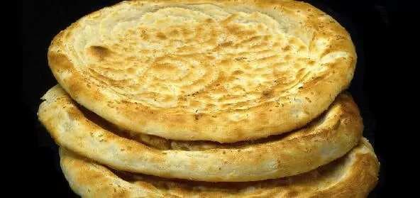 Crisp Jaadi (Fat) Roti
