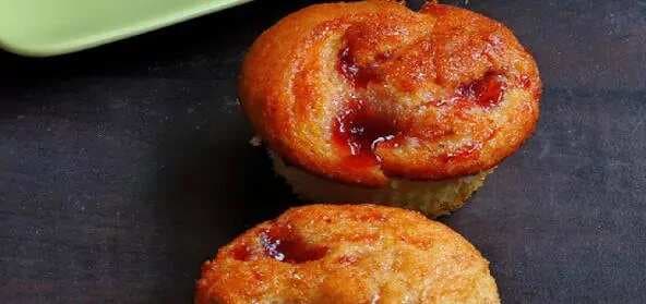 Eggless Jam Swirled Muffins