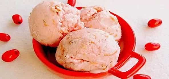 Eggless Rose Petal Ice Cream-Gulkand Ice Cream