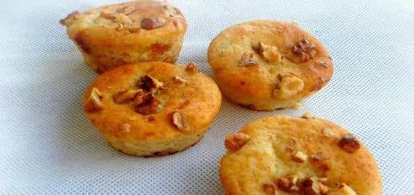 Eggless Walnut Muffins