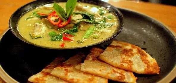 Green Chicken Thai Curry